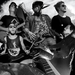 Invisibles (feat. Nestor Ló) (En vivo)