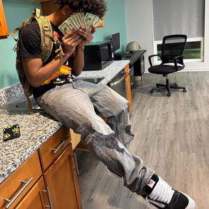 casualty (feat. heyykappa) (Explicit)