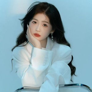 谈情不拿别人比