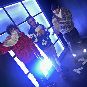 Splish Splash (feat. Mojon & Ja Milly) (Explicit)