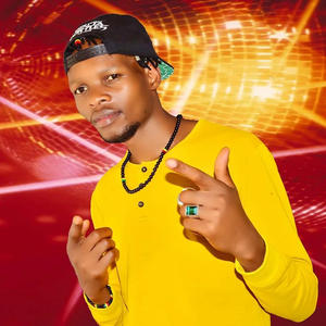 Ubwiza bwe (feat. P Snake & Sean Brizz) (Explicit)