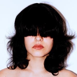 Elle me regarde (Explicit)