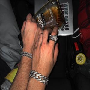 Psycho (feat. Big E & Doza) (Explicit)