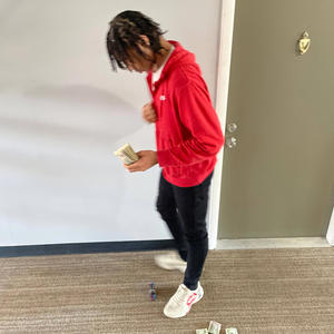 Chasing clout (feat. AbmAce & Playsafe) (Explicit)