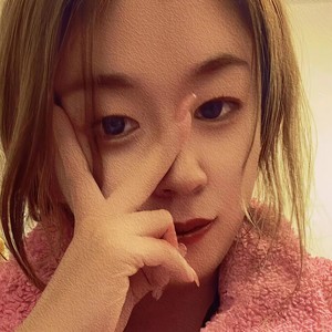 只有影子在身边