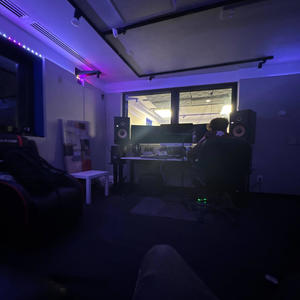 Club Whore (feat. Absent Markey) (Explicit)