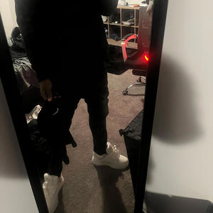 Get out my face (feat.Dee) (Explicit)