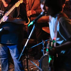 Can't Be Satisfied (Live)