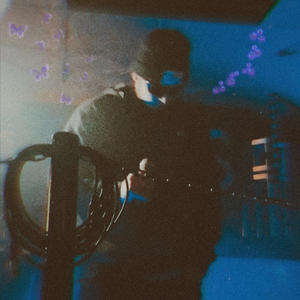 LIGHT IT UP (feat. Lil Pineapple) (Explicit)