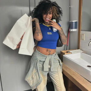 Step it up (feat. Kyra the don) (Explicit)