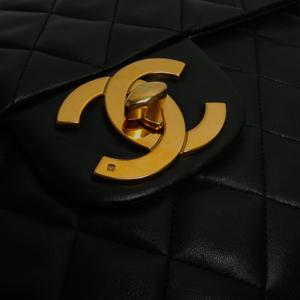 Chanel Bag (Explicit)