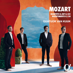 Mozart: Quartets K.387 & 421 , Divertimento K.138