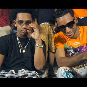 jordan y nike(feat. carlos la lirica)