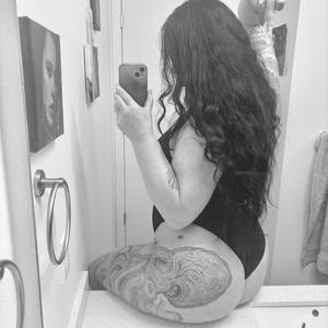 Love The Way (feat. Solar Revine) (Explicit)