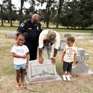 FLY (feat. GyaTheArtist, Mac-Tee & Traffic) (Explicit)