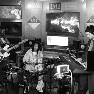 5'2 (Live Version|Explicit)