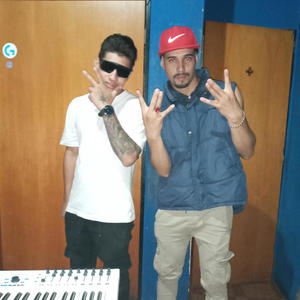 Estoy brillando como oro (feat. JR el Rey) [Explicit]