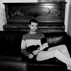 Todo mundo me odeia (Explicit)