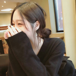 潮音哥 - 有一种女孩既不是太阳也不是月亮 努力又平庸 自卑又内敛 她是尘埃 风一吹 连痕迹也没有 (粤语电摇)