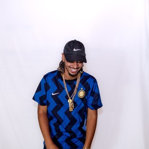 VAI SENTAR GOSTOSO (Explicit)