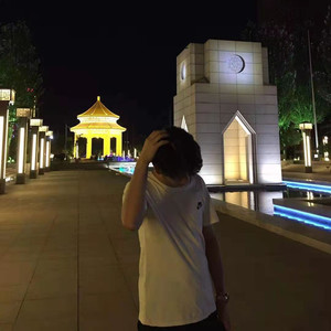 送给远方姑娘 (伴奏)