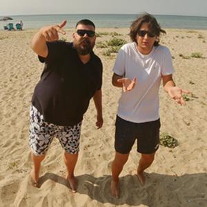 Μην Κατουράς Στην Θάλασσα