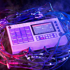 jah born - Moratorium (Live)