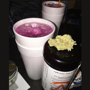 g33k3r (feat. 7uan) (Explicit)
