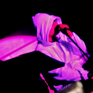 Let Me Love U（Feat.陈修朲）（2010） (Remix)