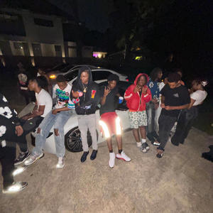 Waikiki (feat. Lu Soulja GYG) (Explicit)