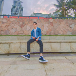 白月光与朱砂痣