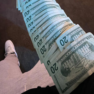 Boloved Machine (feat. Scrapp, Wickk & TayRP) (Explicit)