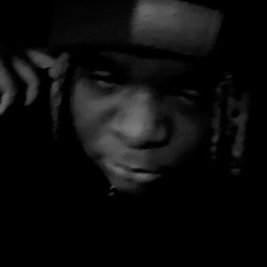 Solo (feat. Kartiibaggchasin) (Explicit)