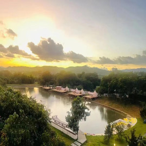 彩虹巴士 (古筝)