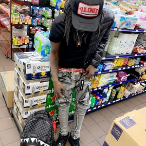 Load Up (feat. Li Baggum) (Explicit)