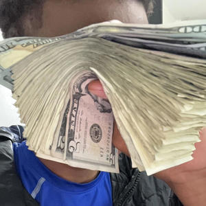 tryn go (feat. Thirty3ree) (Explicit)