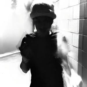 Name In Vein (feat. Iayze Archive) (Explicit)