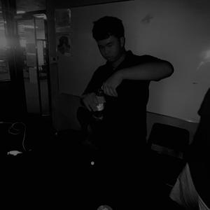 Hoes on me (Explicit)