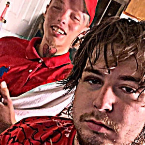 Knocking down the door (feat. DimeYungin) (Explicit)