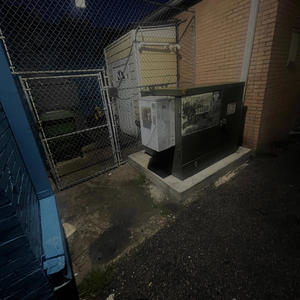 brownskin bx (feat. 9scoo) (Explicit)