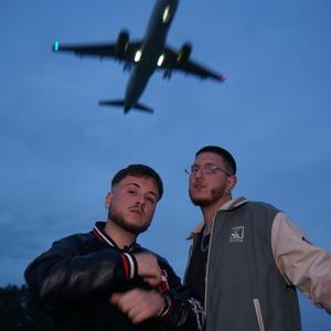 De La Mano De Dios (feat. Metrick) (Explicit)