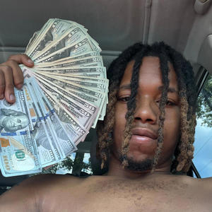 Fridaynight freestyle (feat. Bankboynuxk & Uptoplono) (Explicit)