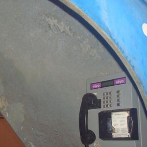 fácil (feat. Twikipedia) (Explicit)