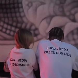 Sociální sítě (Explicit)