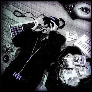 HUSTLE NIKDY NEPOČKÁ