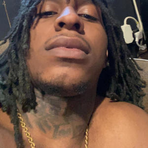 Blood onna leaves (Explicit)