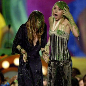 Bed Frame (feat. trishpharma) (Explicit)