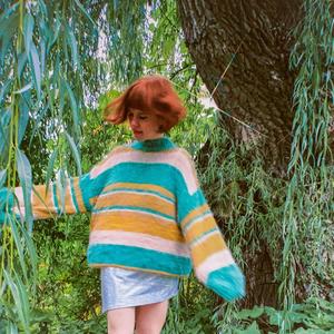 be Ur girlfriend (Explicit)