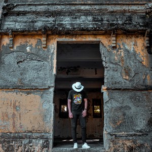 La Azotea(feat. Jhvnior)