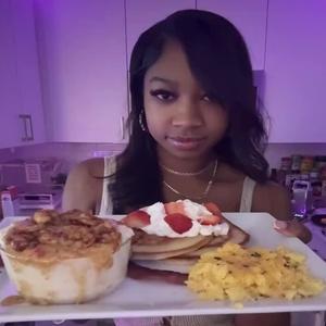 Cookin wit Kya (Explicit)